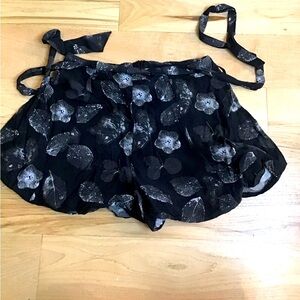 Jurassic World shorts size medium